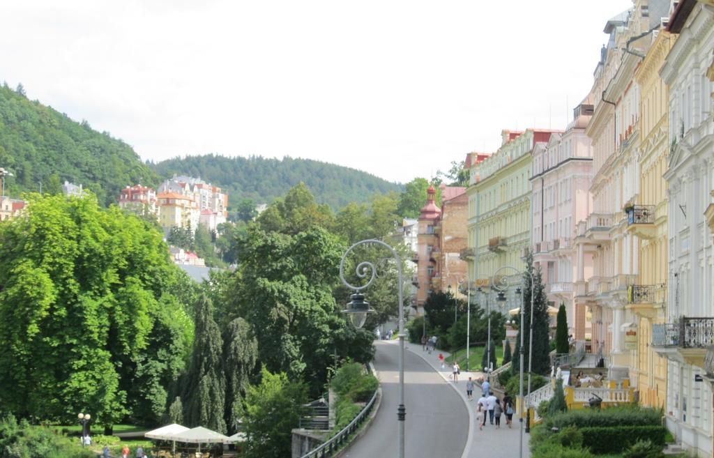 Zahradni Leilighet Karlovy Vary Rom bilde